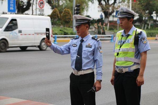 点击进入看图评论