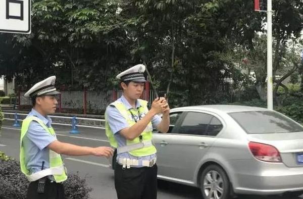 点击进入看图评论